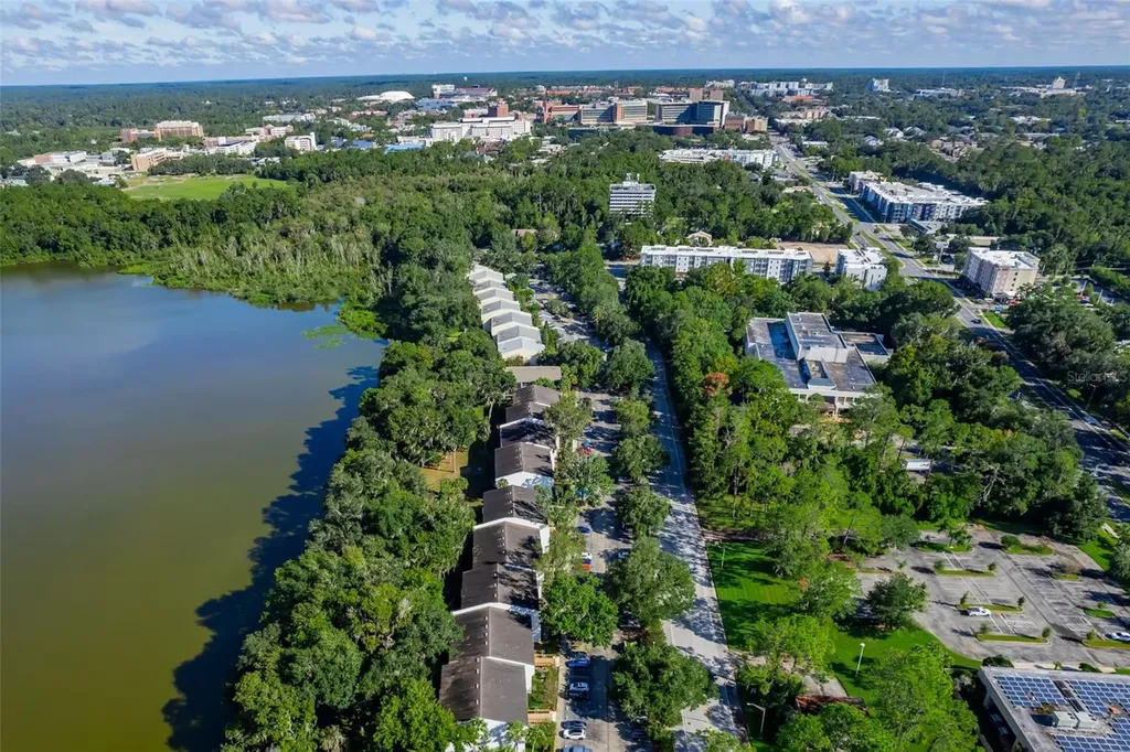 2746 SW 14 Drive Gainesville FL 32608