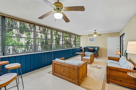 2746 SW 14 Drive Gainesville FL 32608