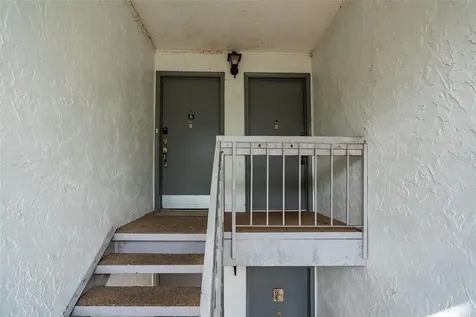 2746 SW 14 Drive Gainesville FL 32608