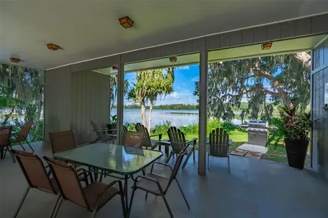 2746 SW 14 Drive Gainesville FL 32608
