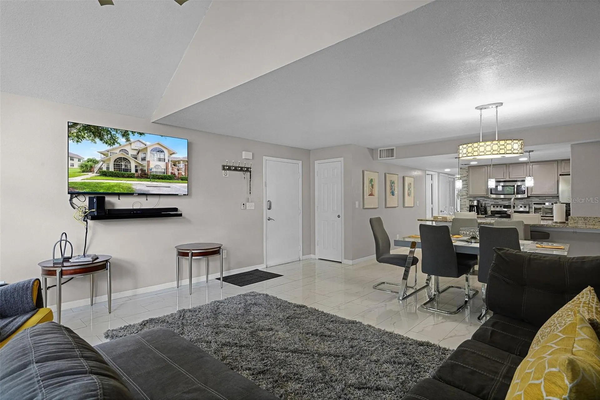 5004 Laguna Bay Circle Kissimmee FL 34746