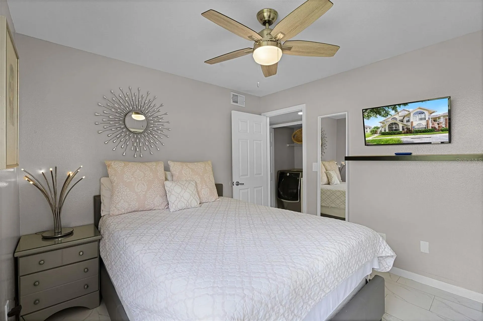 5004 Laguna Bay Circle Kissimmee FL 34746