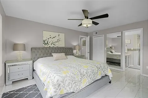 5004 Laguna Bay Circle Kissimmee FL 34746