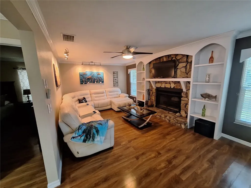 9613 Leeward Avenue Largo FL 33773