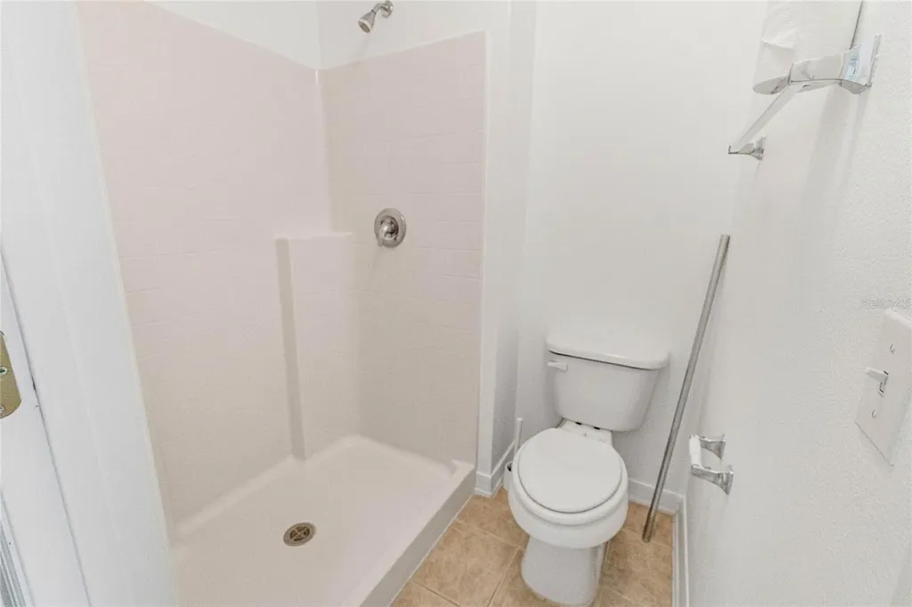 1961 Thorngate Lane Mascotte FL 34753