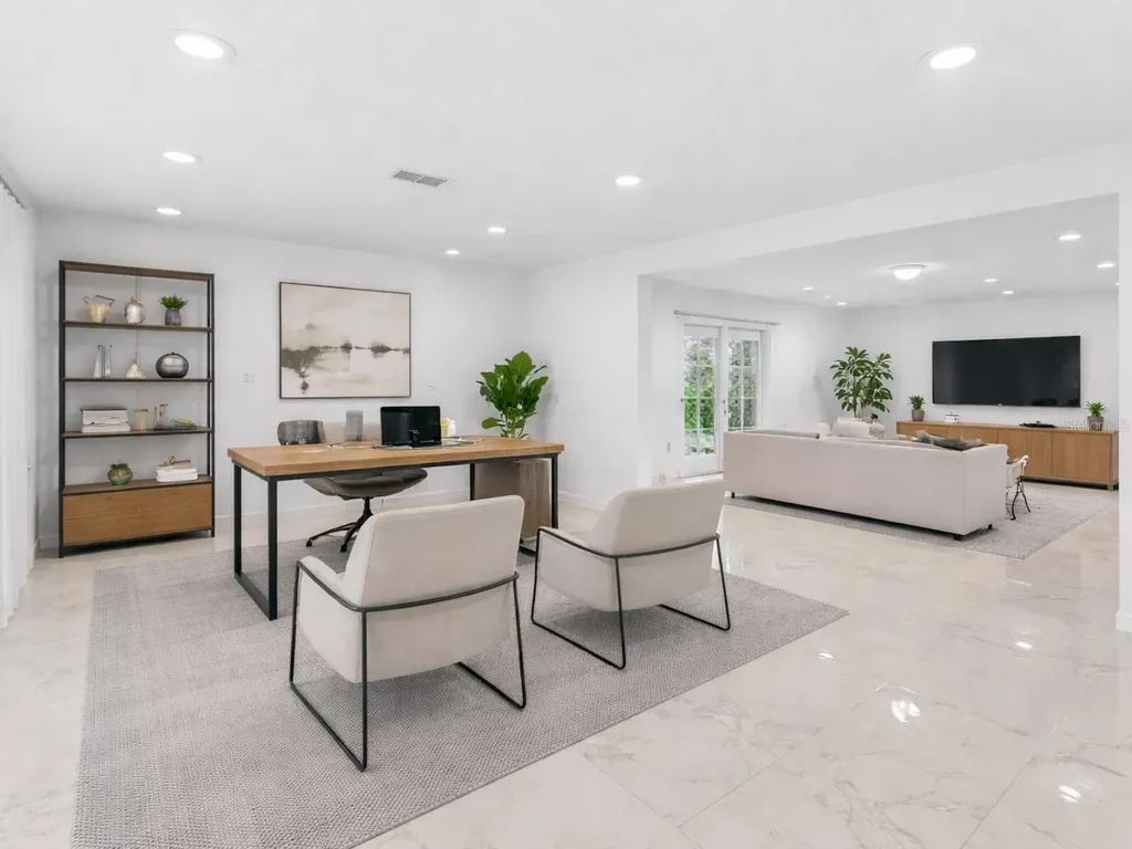 1961 Thorngate Lane Mascotte FL 34753