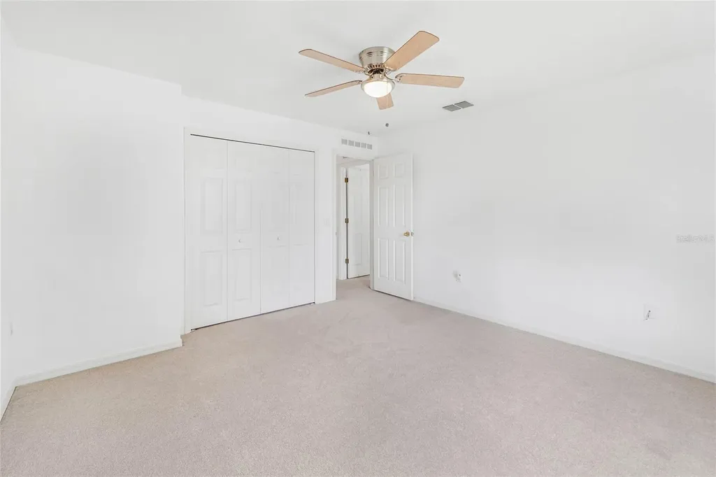 1961 Thorngate Lane Mascotte FL 34753