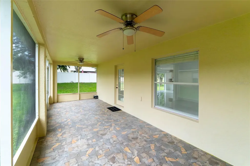 1961 Thorngate Lane Mascotte FL 34753