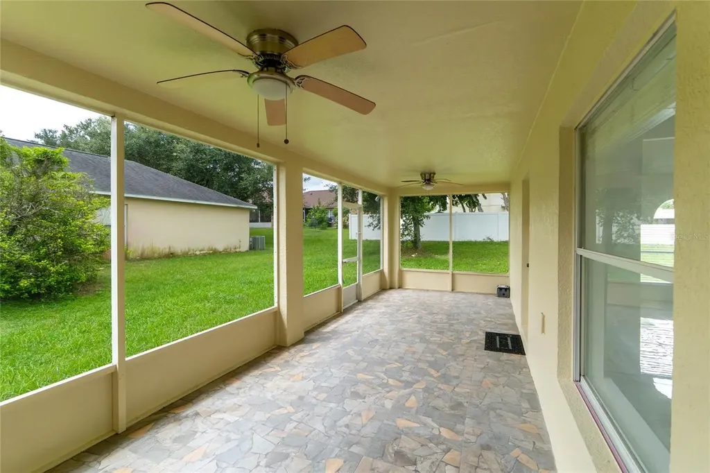 1961 Thorngate Lane Mascotte FL 34753