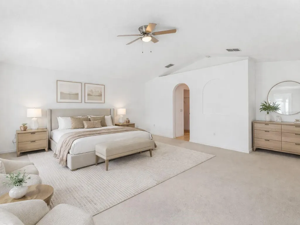 1961 Thorngate Lane Mascotte FL 34753