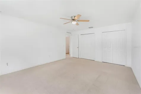1961 Thorngate Lane Mascotte FL 34753
