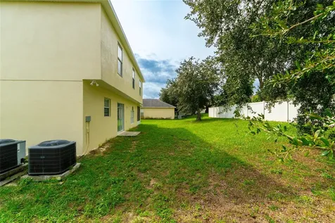1961 Thorngate Lane Mascotte FL 34753