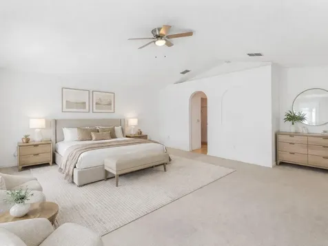 1961 Thorngate Lane Mascotte FL 34753