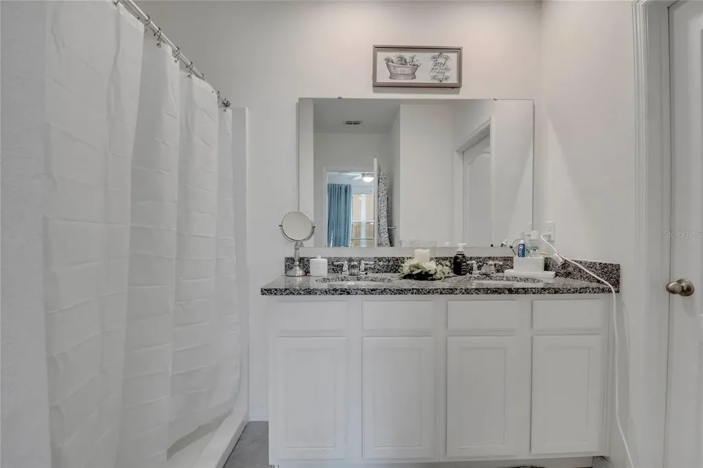 5258 Mahogany Drive Mount Dora FL 32757