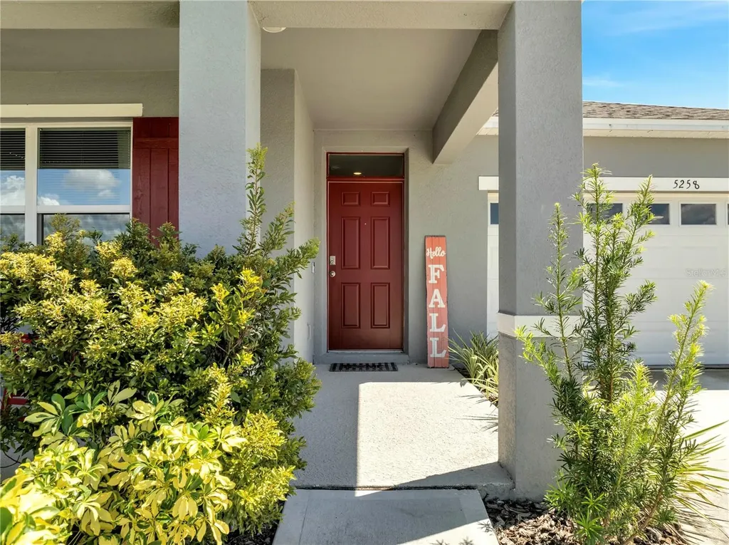 5258 Mahogany Drive Mount Dora FL 32757