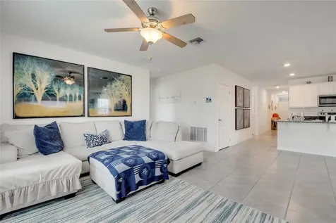 5258 Mahogany Drive Mount Dora FL 32757
