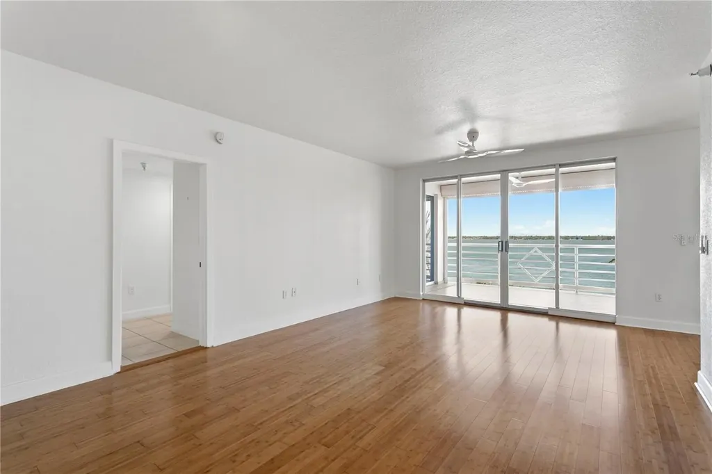 4993 Bacopa Lane S St Petersburg FL 33715