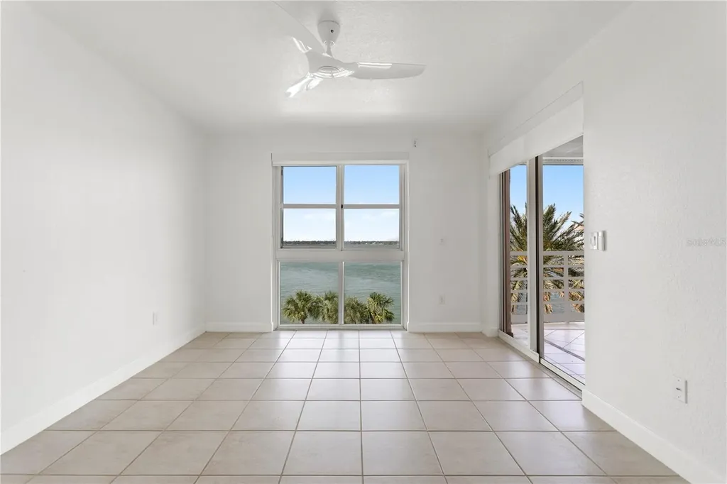4993 Bacopa Lane S St Petersburg FL 33715