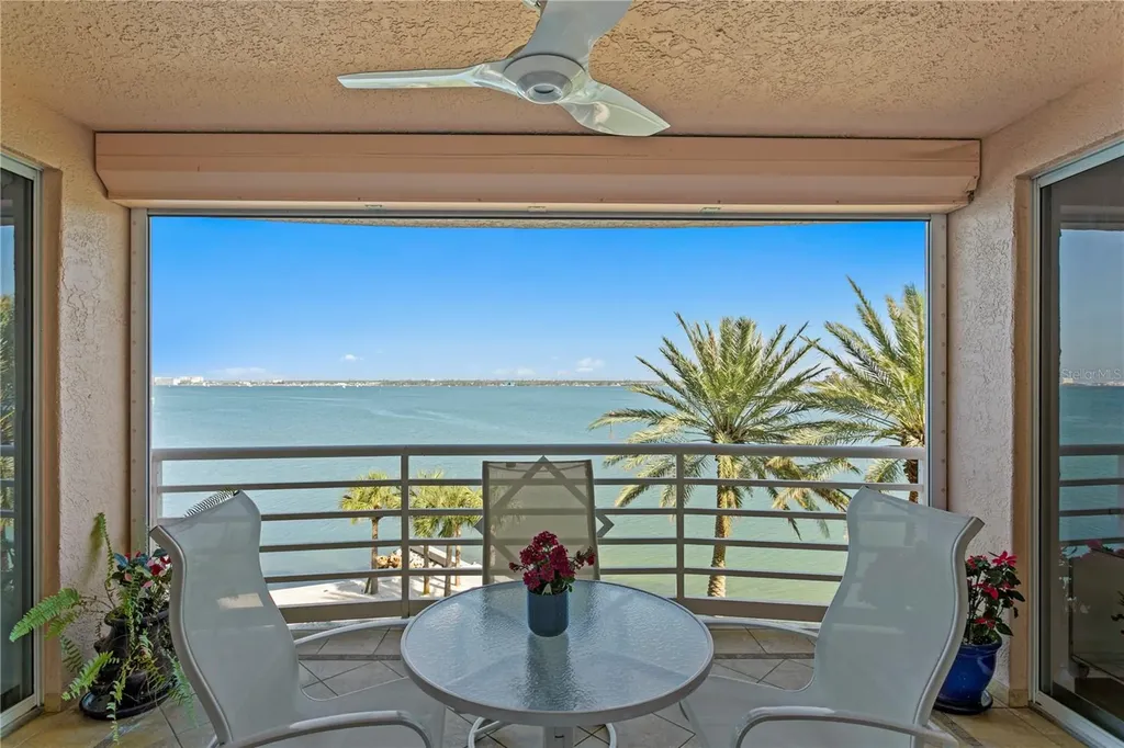 4993 Bacopa Lane S St Petersburg FL 33715