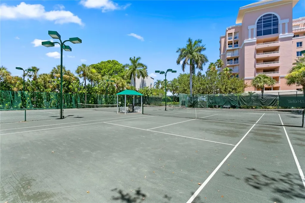 4993 Bacopa Lane S St Petersburg FL 33715