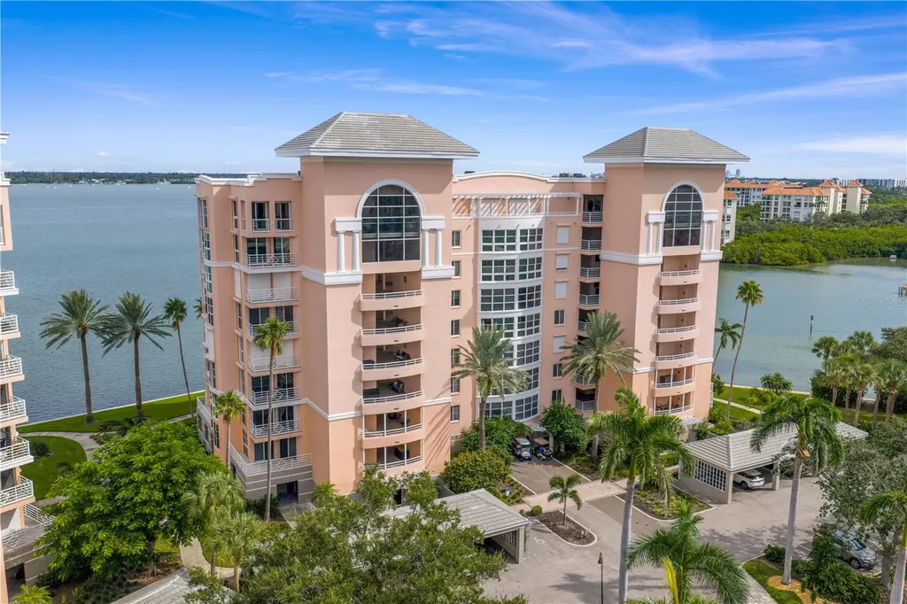 4993 Bacopa Lane S St Petersburg FL 33715
