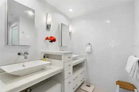 4993 Bacopa Lane S St Petersburg FL 33715