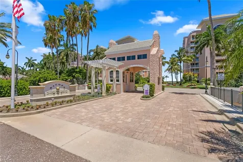 4993 Bacopa Lane S St Petersburg FL 33715