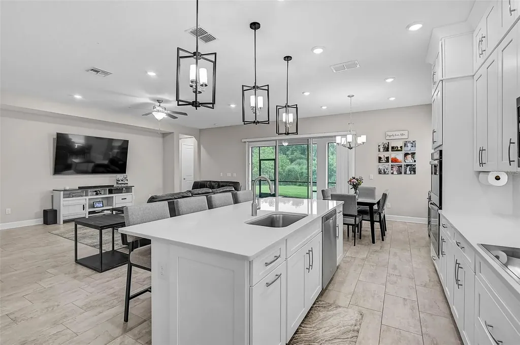 6600 Dovekey Drive Sarasota FL 34241