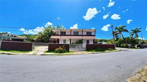 696 Calle Principal Dorado PR 00646