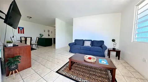 696 Calle Principal Dorado PR 00646