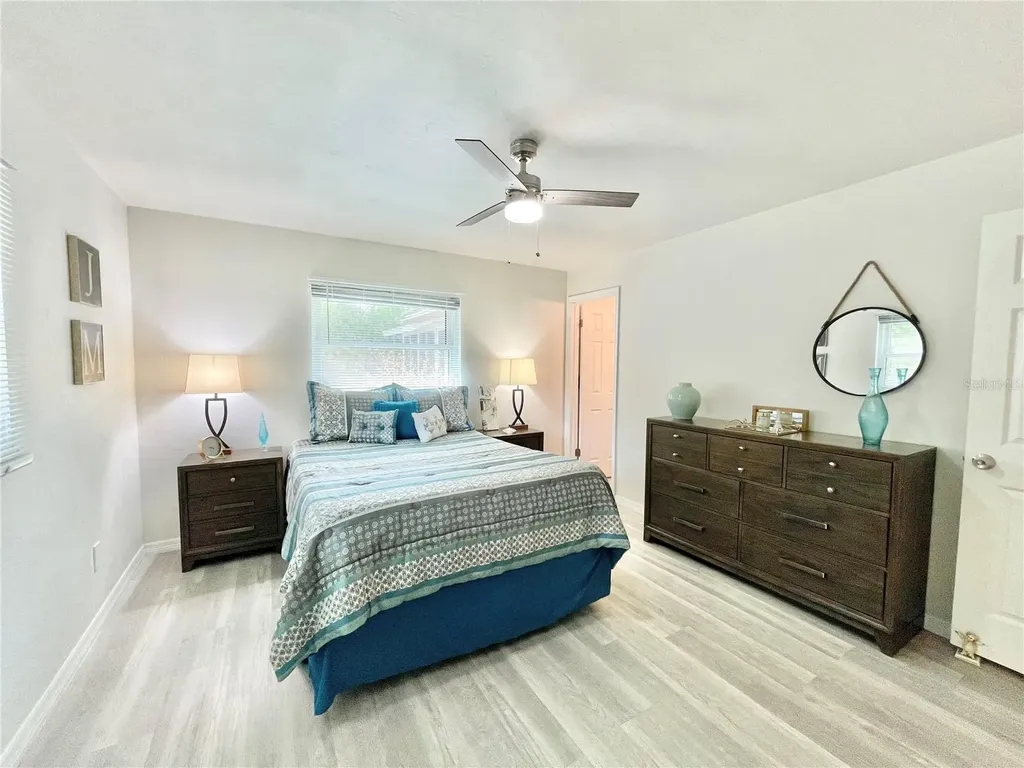 2006 NW 35th Terrace Gainesville FL 32605