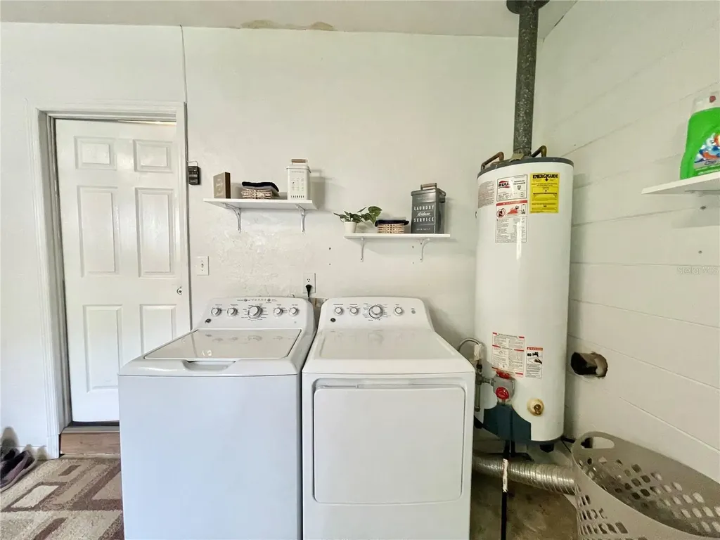 2006 NW 35th Terrace Gainesville FL 32605