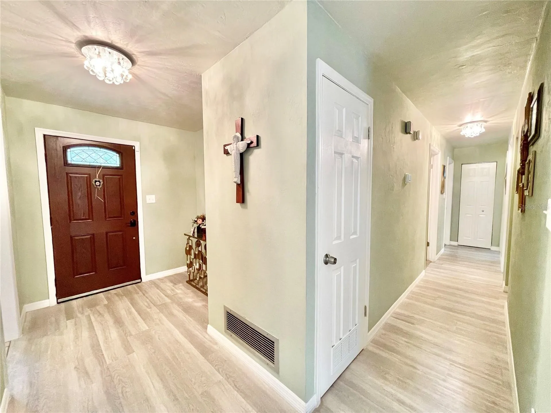 2006 NW 35th Terrace Gainesville FL 32605