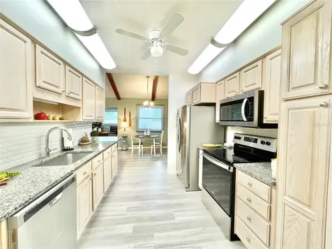 2006 NW 35th Terrace Gainesville FL 32605