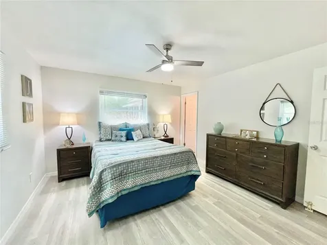 2006 NW 35th Terrace Gainesville FL 32605