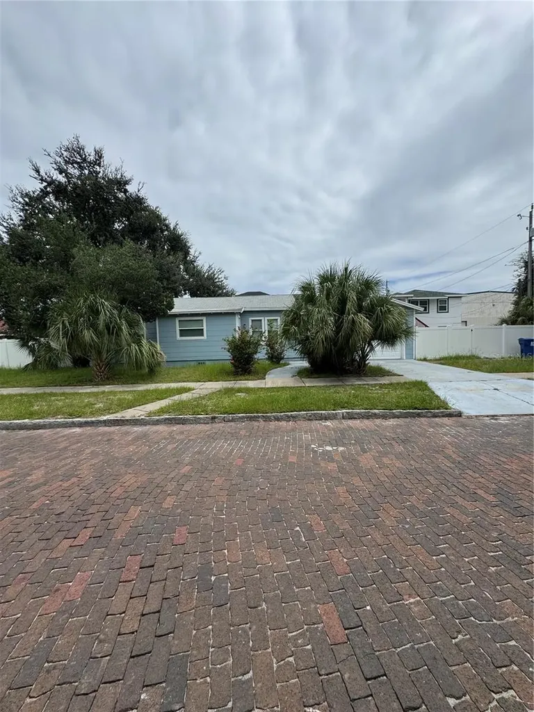 200 24th Street S St Petersburg FL 33712