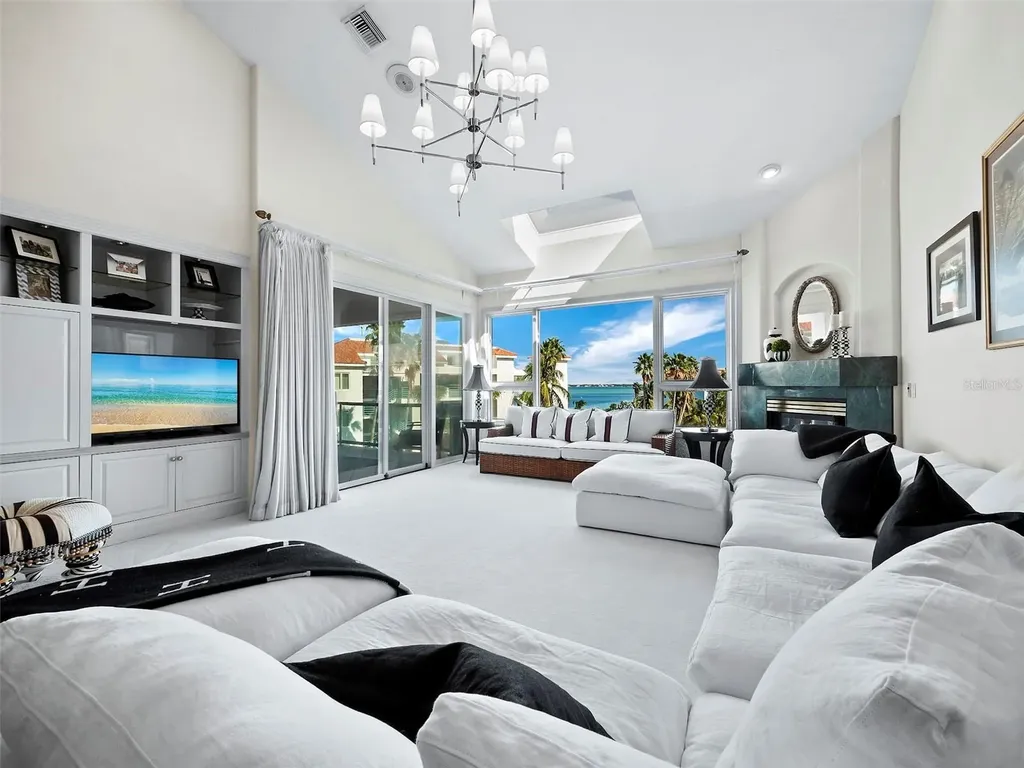 370 Gulf Of Mexico Drive Longboat Key FL 34228