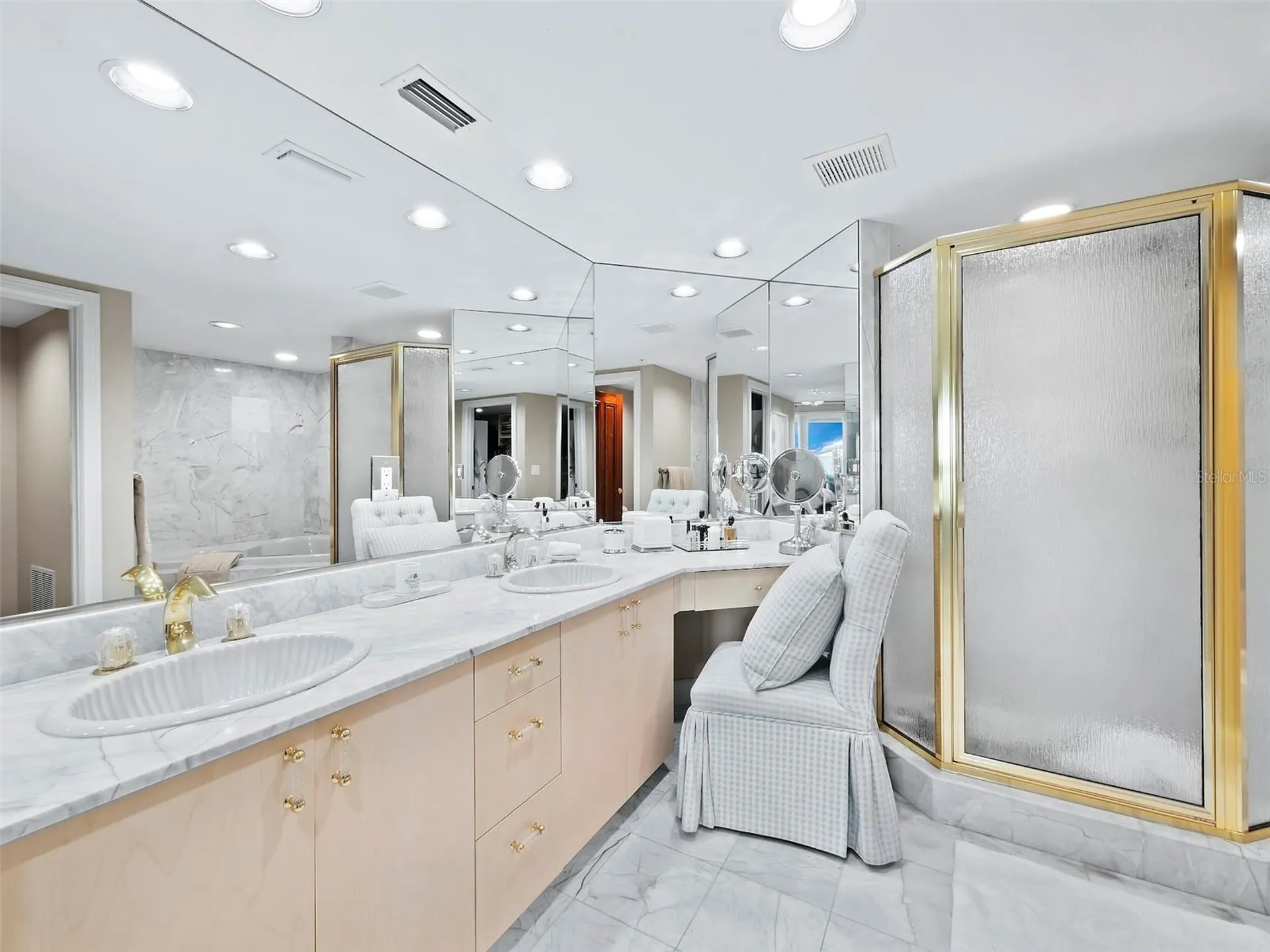 370 Gulf Of Mexico Drive Longboat Key FL 34228