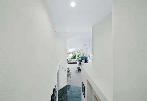 370 Gulf Of Mexico Drive Longboat Key FL 34228