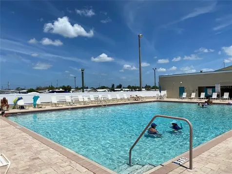 6903 E Bayou Lane Bradenton FL 34207