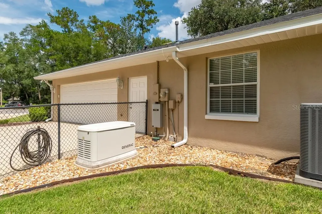 6051 SE 21st Court Ocala FL 34480