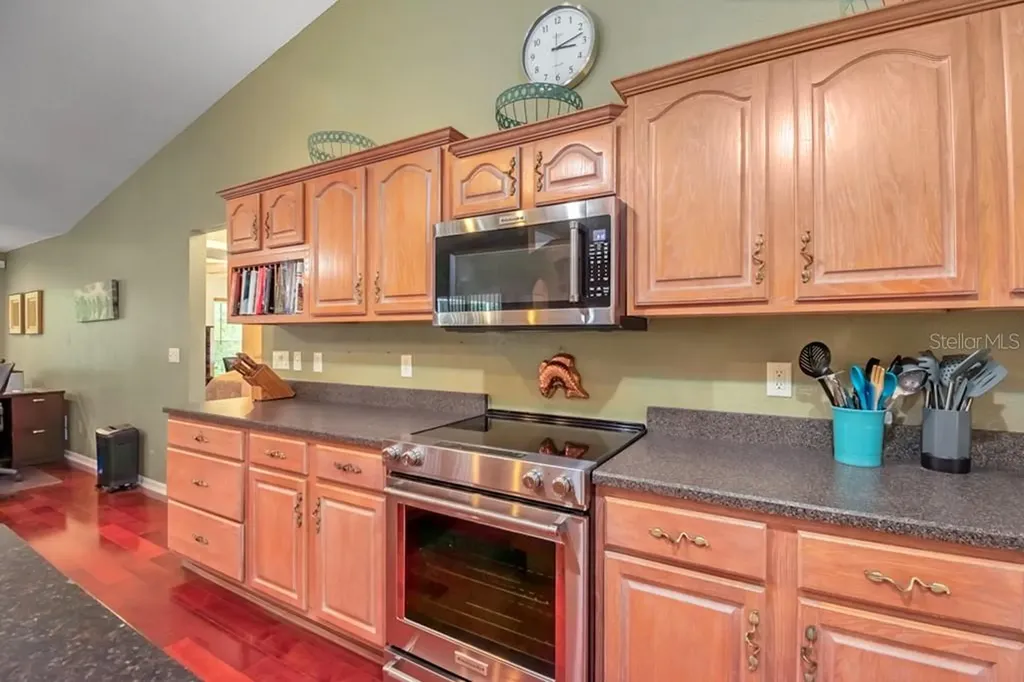 6051 SE 21st Court Ocala FL 34480