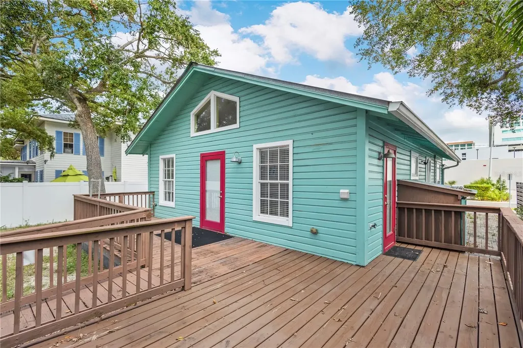 1950 Adams Lane Sarasota FL 34236