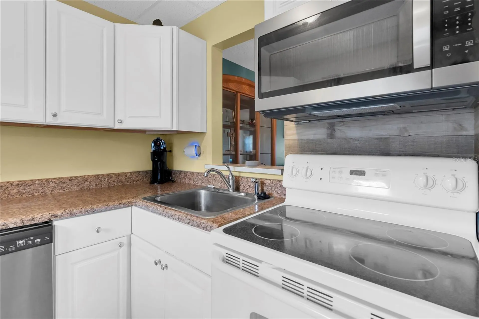 11485 Oakhurst Road Largo FL 33774