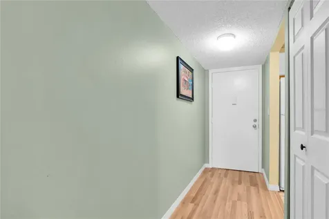 11485 Oakhurst Road Largo FL 33774