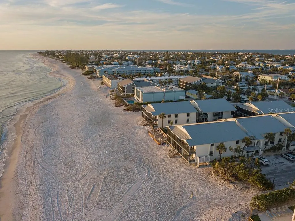 6700 Gulf Drive Holmes Beach FL 34217