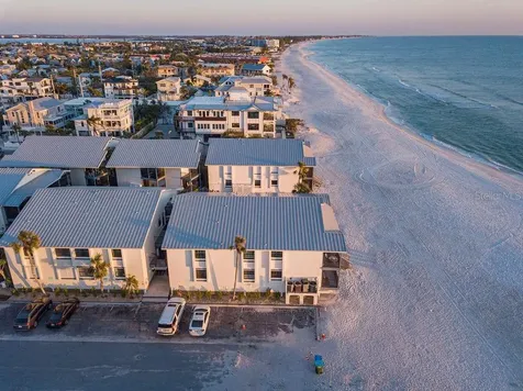 6700 Gulf Drive Holmes Beach FL 34217