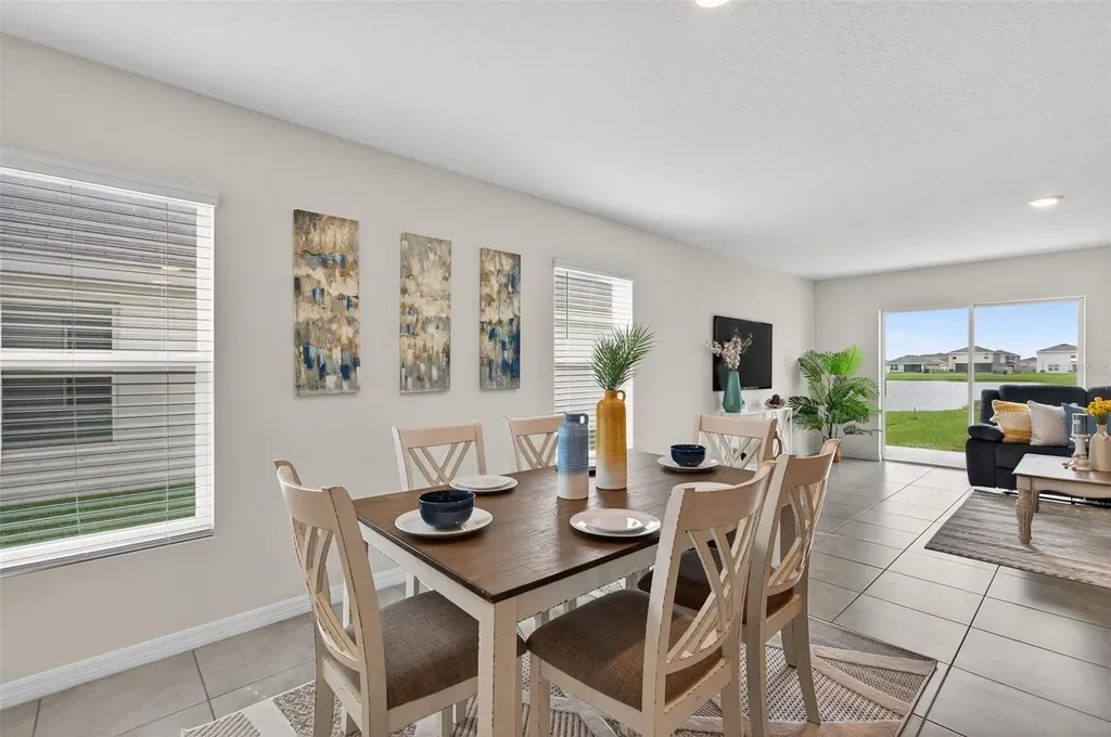 3819 Mannered Gold Avenue Bradenton FL 34208