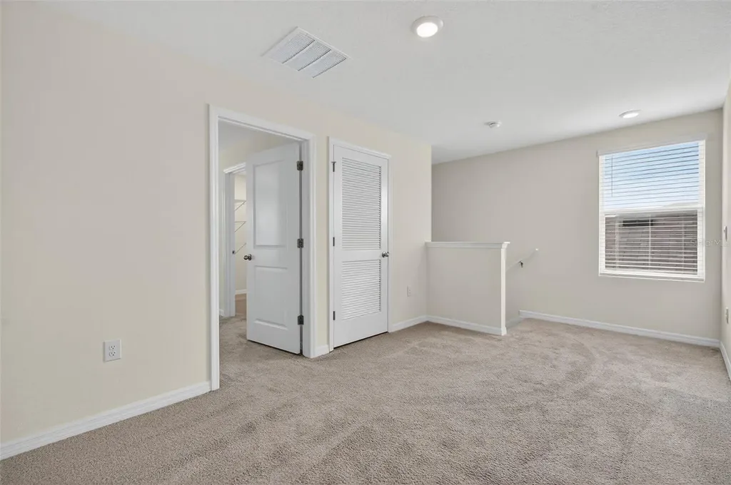 3819 Mannered Gold Avenue Bradenton FL 34208