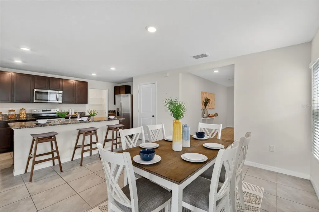 3819 Mannered Gold Avenue Bradenton FL 34208